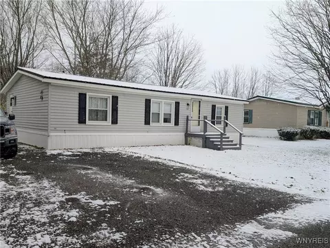 167 Kody Ln, Delevan, NY 14042