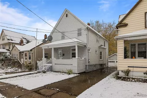 46 Benson Ave, West Seneca, NY 14224