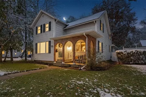 120 S Transit St, Lockport, NY 14094