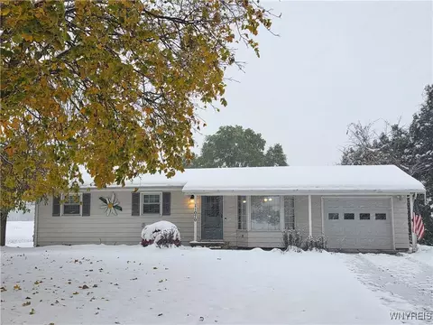 11070 Furness Pkwy, Shelby, NY 14103