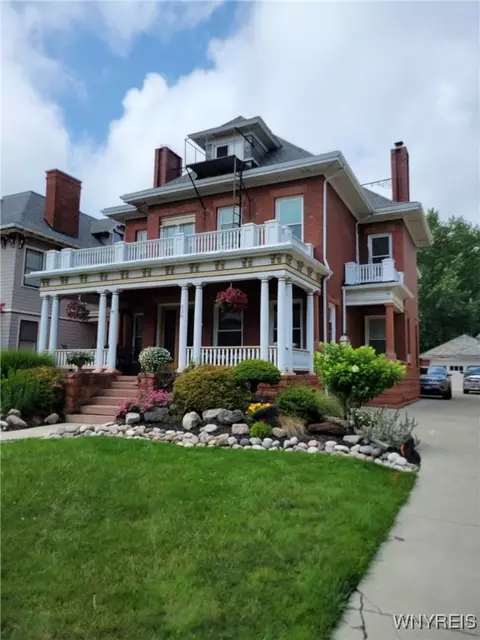 530 W Ferry St #N, Buffalo, NY 14222