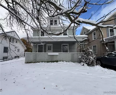 459 East Ave, Lockport, NY 14094