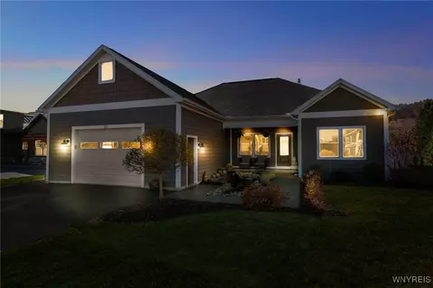 20 Filmore Dr, Ellicottville, NY 14731