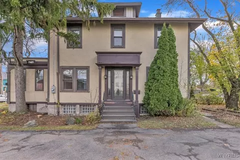1315 Maple Ave, Niagara Falls, NY 14305