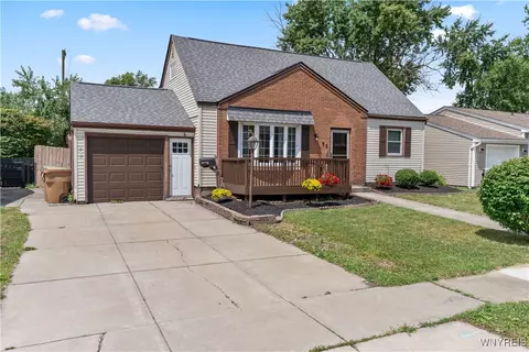 52 Rachelle Dr, Cheektowaga, NY 14227