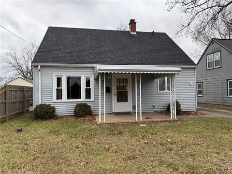 674 79th St, Niagara Falls, NY 14304