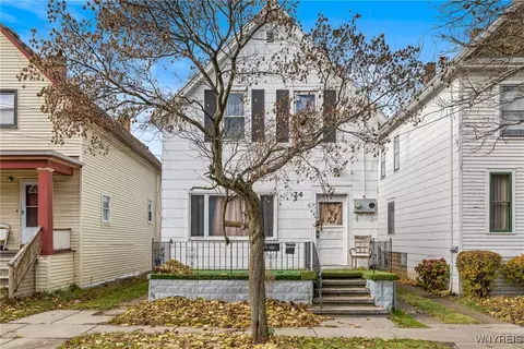 24 Persia St, Buffalo, NY 14211