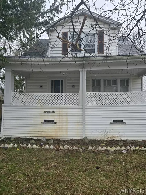 2225 South Ave, Niagara Falls, NY 14305