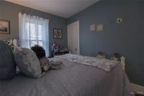 Bedroom - 511 S Academy, Ridgeway, NY 14103 photo 5 of 8
