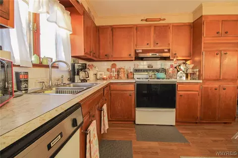 Kitchen - 511 S Academy, Ridgeway, NY 14103 photo 3 of 3