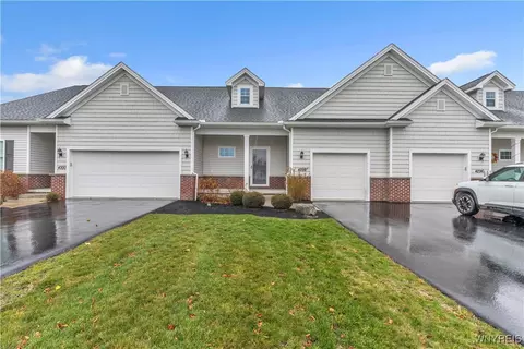 4298 Tisbury Ln, Hamburg, NY 14075