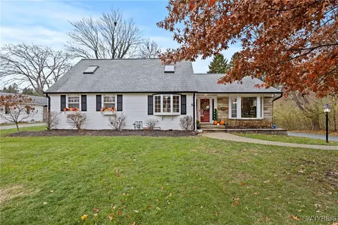 296 Pomander, Aurora, NY 14052