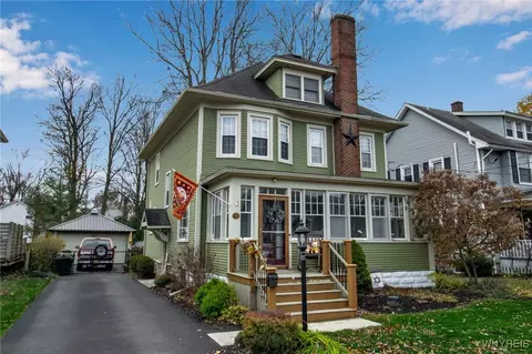 66 Highland Ave, Hamburg, NY 14075