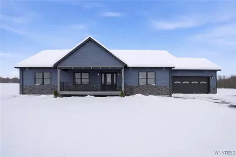 10454 Gillate Rd, Alexander, NY 14005
