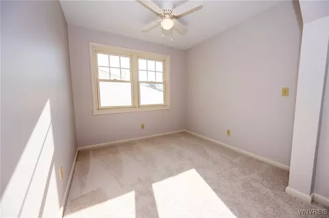 92 Devon Ln, Amherst, NY 14221 photo 19
