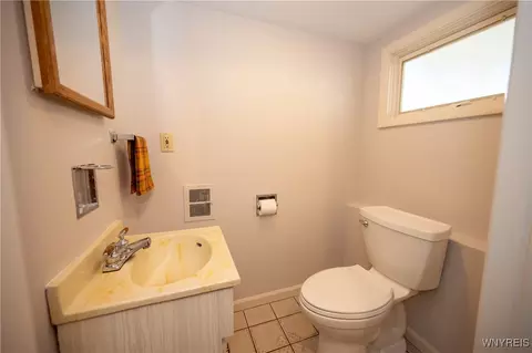 92 Devon Ln, Amherst, NY 14221 photo 27