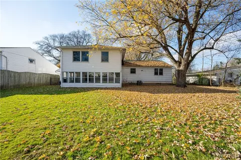 92 Devon Ln, Amherst, NY 14221 photo 43