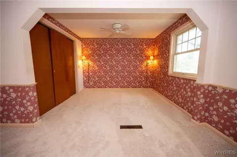92 Devon Ln, Amherst, NY 14221 photo 22