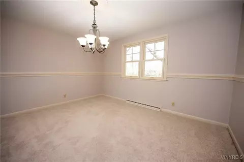 92 Devon Ln, Amherst, NY 14221 photo 10