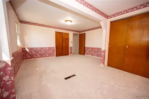 92 Devon Ln, Amherst, NY 14221 photo 24