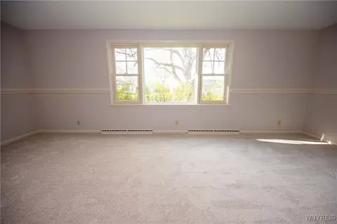 92 Devon Ln, Amherst, NY 14221 photo 7