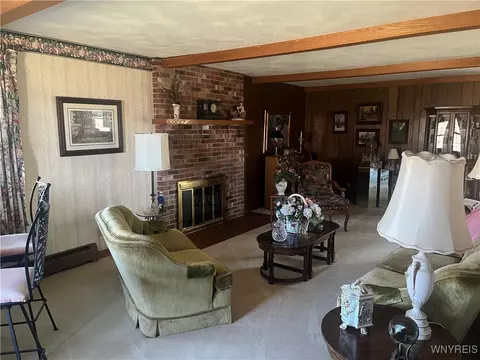 Living - 1604 Stardust Ln, Olean, NY 14760 photo 2 of 4