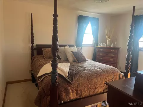 Bedroom - 1604 Stardust Ln, Olean, NY 14760 photo 3 of 4