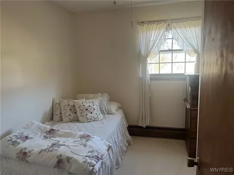 Bedroom - 1604 Stardust Ln, Olean, NY 14760 photo 4 of 4