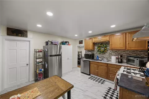 Kitchen - 41 Hamilton St, Buffalo, NY 14207 photo 2 of 3