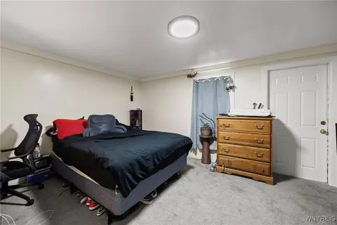Bedroom - 41 Hamilton St, Buffalo, NY 14207 photo 2 of 8