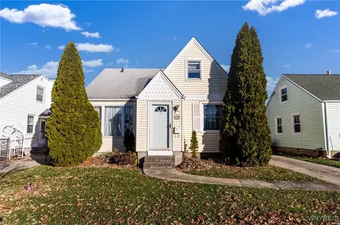 119 Treadwell Rd, Tonawanda, NY 14150