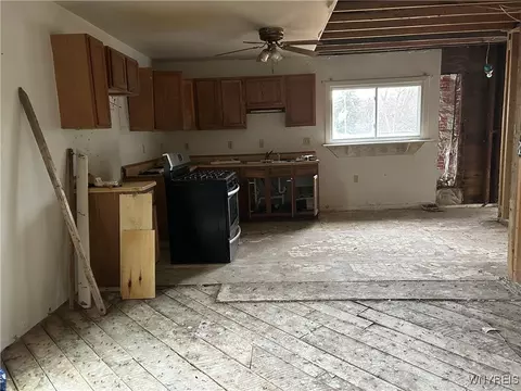 11 Genesee St E, Perry, NY 14530 photo 8