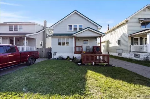 71 Walnut St, Lackawanna, NY 14218