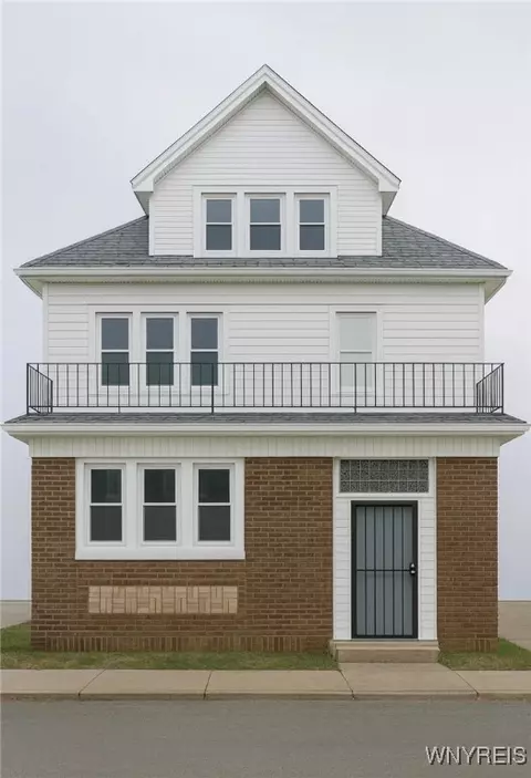 67 Holmes St, Buffalo, NY 14207