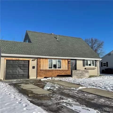 178 Marilyn Dr, Grand Island, NY 14072