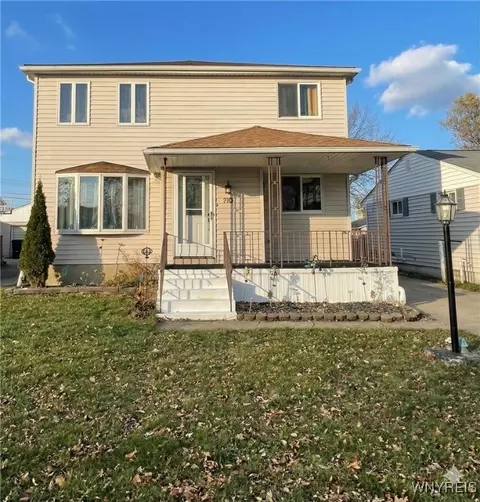 210 Bannard Ave, Tonawanda, NY 14150