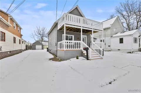 24 Home Pl, Lackawanna, NY 14218