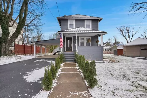 6 Elm St, Attica, NY 14011