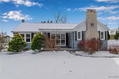 89 Ellicott Rd, Aurora, NY 14170