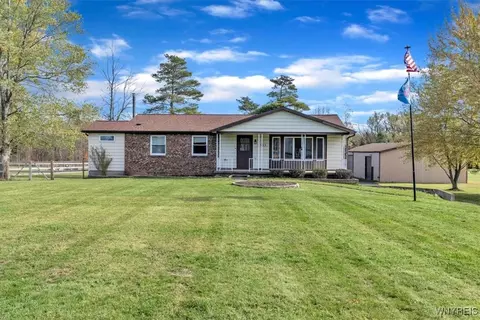 5535 Shimerville Rd, Clarence, NY 14031