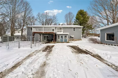 11964 Weaver Rd, Delevan, NY 14042