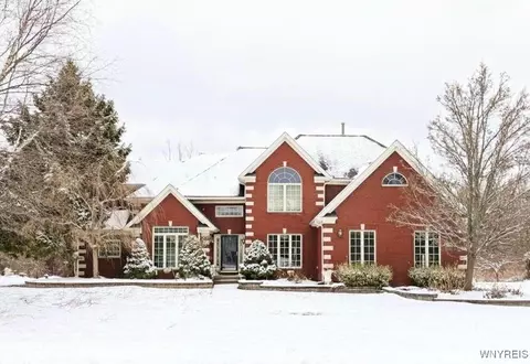 9688 Carmelo Ct, Clarence Center, NY 14032