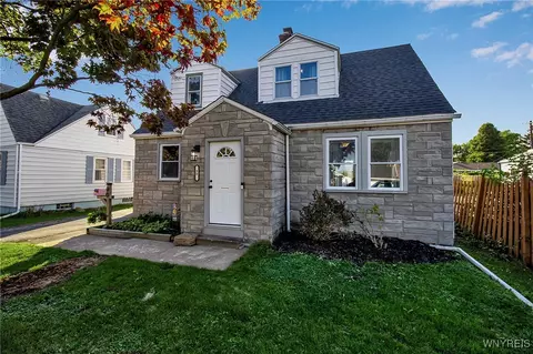90 Mildred Dr, Cheektowaga, NY 14225