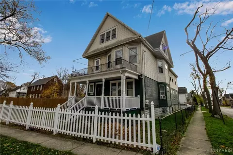 301 E North St, Buffalo, NY 14204