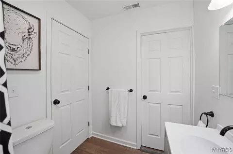 Bath - 265 Efner St, Buffalo, NY 14201 photo 1 of 3