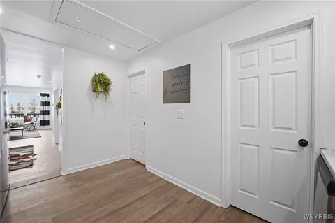 Entry Way - 265 Efner St, Buffalo, NY 14201 photo 2 of 8