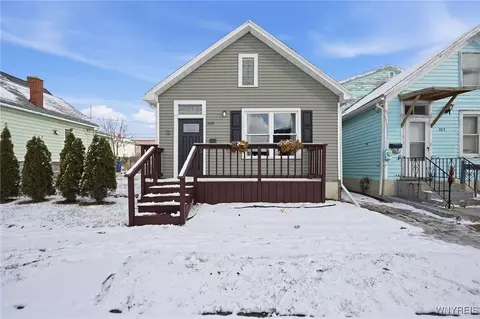 Exterior - 265 Efner St, Buffalo, NY 14201 photo 3 of 13