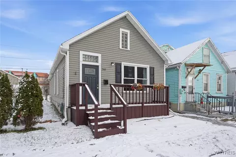 Exterior - 265 Efner St, Buffalo, NY 14201 photo 4 of 13