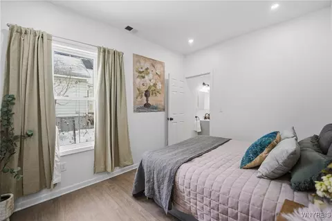 Bedroom - 265 Efner St, Buffalo, NY 14201 photo 4 of 7