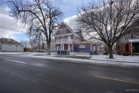 955 Niagara Ave, Niagara Falls, NY 14305